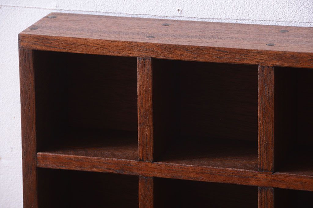 アンティーク家具　和製アンティーク　3×3　古い木製の壁掛けマス目棚(小)(1)