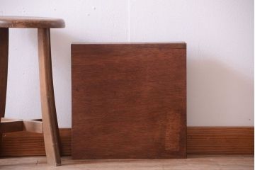 アンティーク家具　和製アンティーク　3×3　古い木製の壁掛けマス目棚(小)(1)