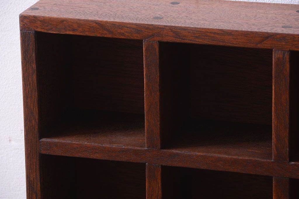 アンティーク家具　和製アンティーク　3×3　古い木製の壁掛けマス目棚(小)(2)