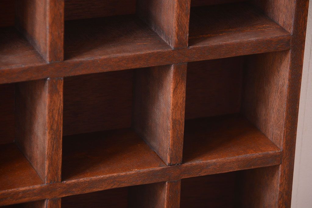 アンティーク家具　和製アンティーク　3×3　古い木製の壁掛けマス目棚(小)(2)