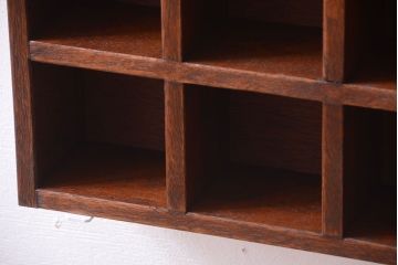 アンティーク家具　和製アンティーク　3×3　古い木製の壁掛けマス目棚(小)(2)