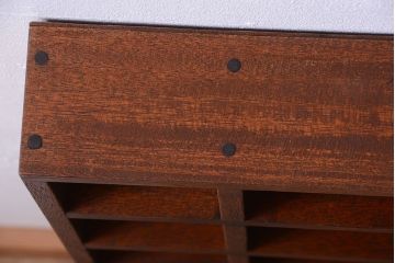 アンティーク家具　和製アンティーク　3×3　古い木製の壁掛けマス目棚(小)(3)