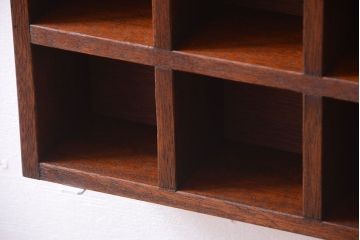 アンティーク家具　和製アンティーク　3×3　古い木製の壁掛けマス目棚(小)(3)