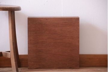 アンティーク家具　和製アンティーク　3×3　古い木製の壁掛けマス目棚(小)(3)