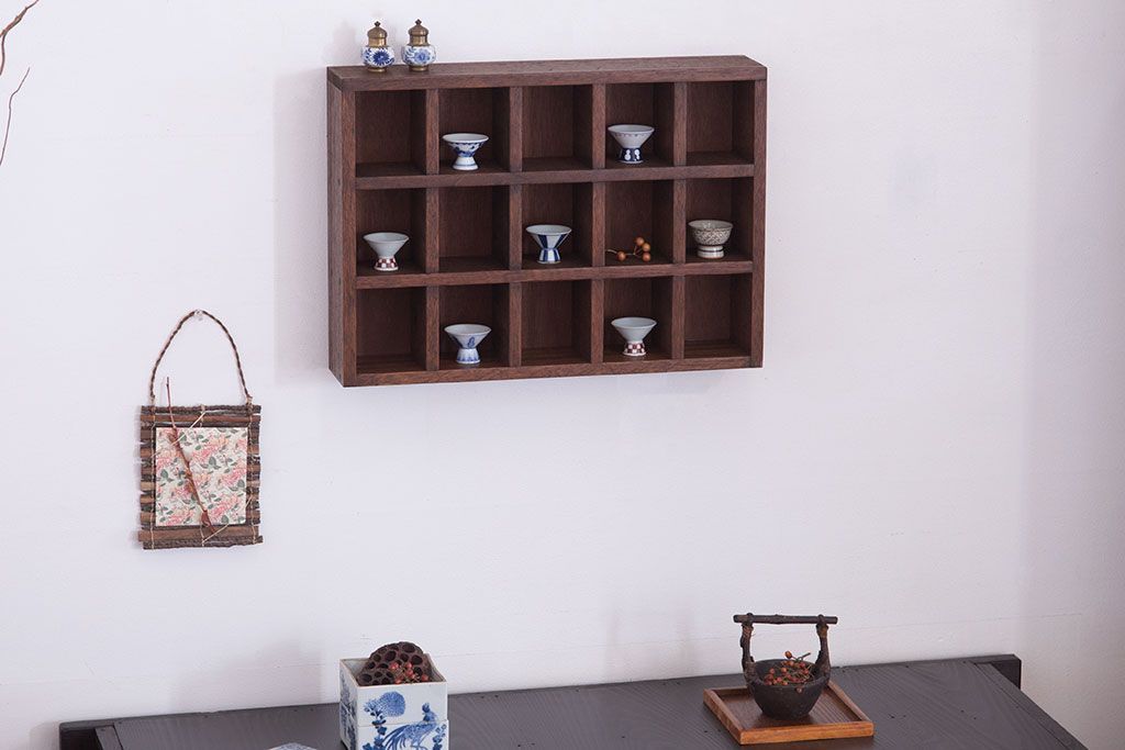 アンティーク家具　和製アンティーク　3×5　古い木製の壁掛けマス目棚(収納棚、飾り棚)(2)