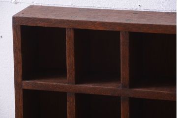 アンティーク家具　和製アンティーク　3×5　古い木製の壁掛けマス目棚(収納棚、飾り棚)(2)