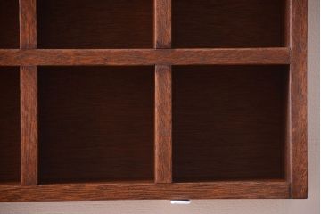 アンティーク家具　和製アンティーク　4×4　古い木製の壁掛けマス目棚(収納棚、飾り棚)(大)(1)