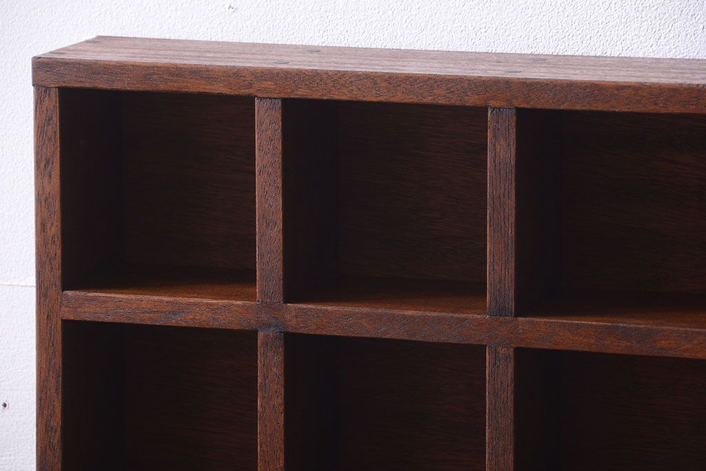 アンティーク家具　和製アンティーク　4×4　古い木製の壁掛けマス目棚(大)(2)