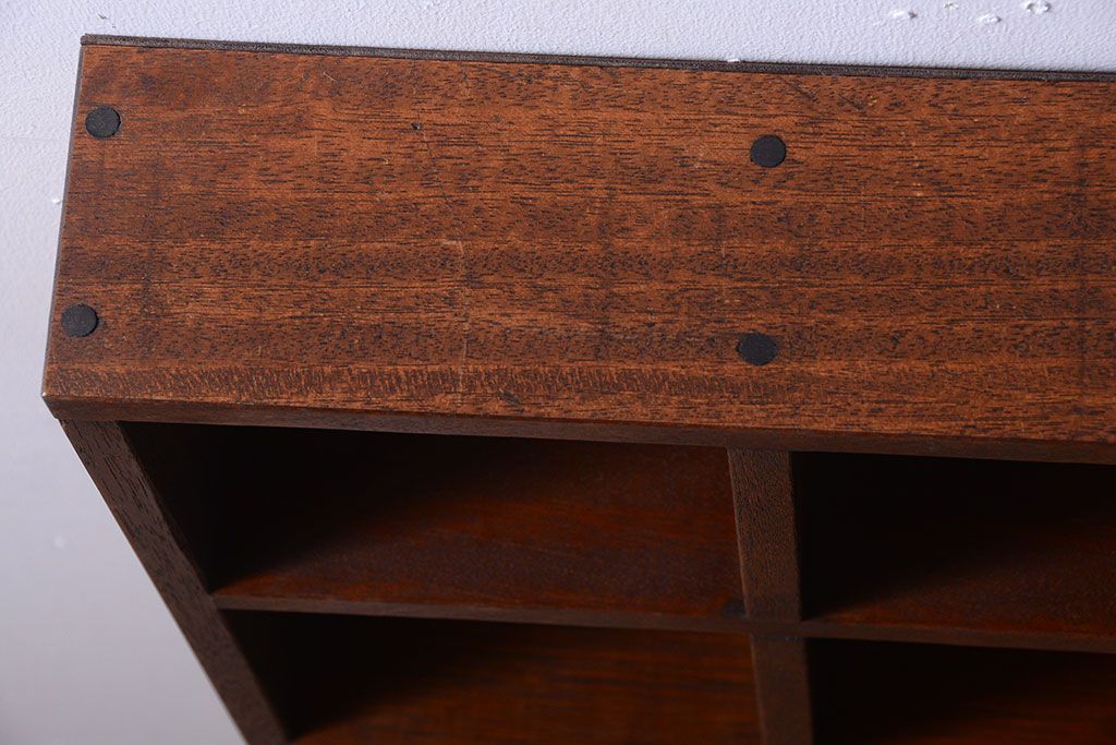 アンティーク家具　和製アンティーク　3×3　古い木製の壁掛けマス目棚(大)(1)