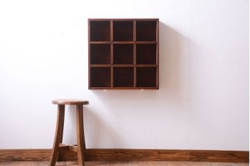 アンティーク家具　和製アンティーク　3×3　古い木製の壁掛けマス目棚(大)(2)