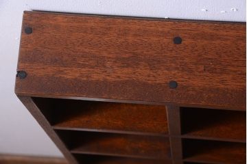 アンティーク家具　和製アンティーク　3×3　古い木製の壁掛けマス目棚(大)(2)