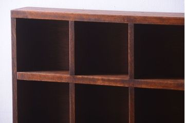 アンティーク家具　和製アンティーク　3×6　古い木製の壁掛けマス目棚