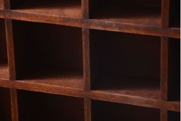 アンティーク家具　和製アンティーク　3×6　古い木製の壁掛けマス目棚