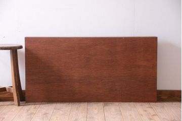アンティーク家具　和製アンティーク　4×8　古い木製の壁掛けマス目棚