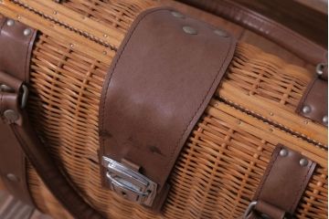 アンティーク雑貨　アンティーク　レトロでおしゃれなかごバック(トランク)