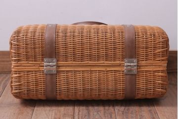 アンティーク雑貨　アンティーク　レトロでおしゃれなかごバック(トランク)