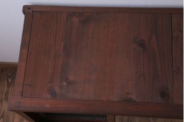 アンティーク家具　和製アンティーク　脚付き!前面欅材のモールガラス引き戸収納棚(サイドボード)