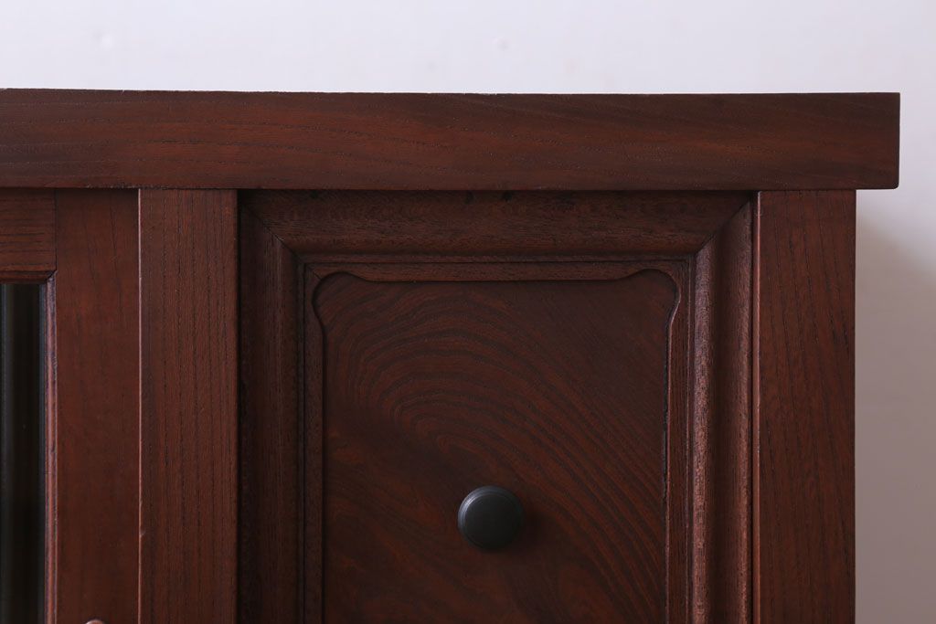 アンティーク家具　和製アンティーク　脚付き!前面欅材のモールガラス引き戸収納棚(サイドボード)