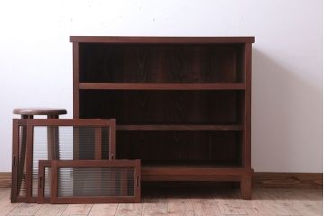 アンティーク家具　和製アンティーク　脚付き!前面欅材のモールガラス引き戸収納棚(サイドボード)(2)