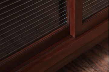 アンティーク家具　和製アンティーク　脚付き!前面欅材のモールガラス引き戸収納棚(サイドボード)(2)