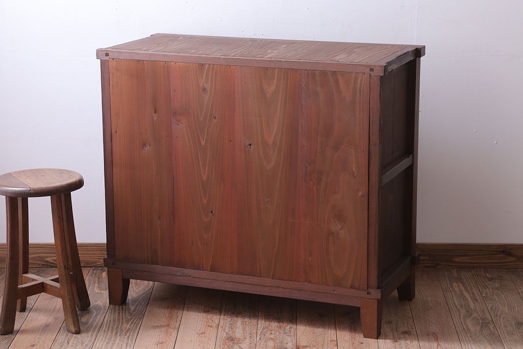 アンティーク家具　和製アンティーク　脚付き!前面欅材のモールガラス引き戸収納棚(サイドボード)(2)