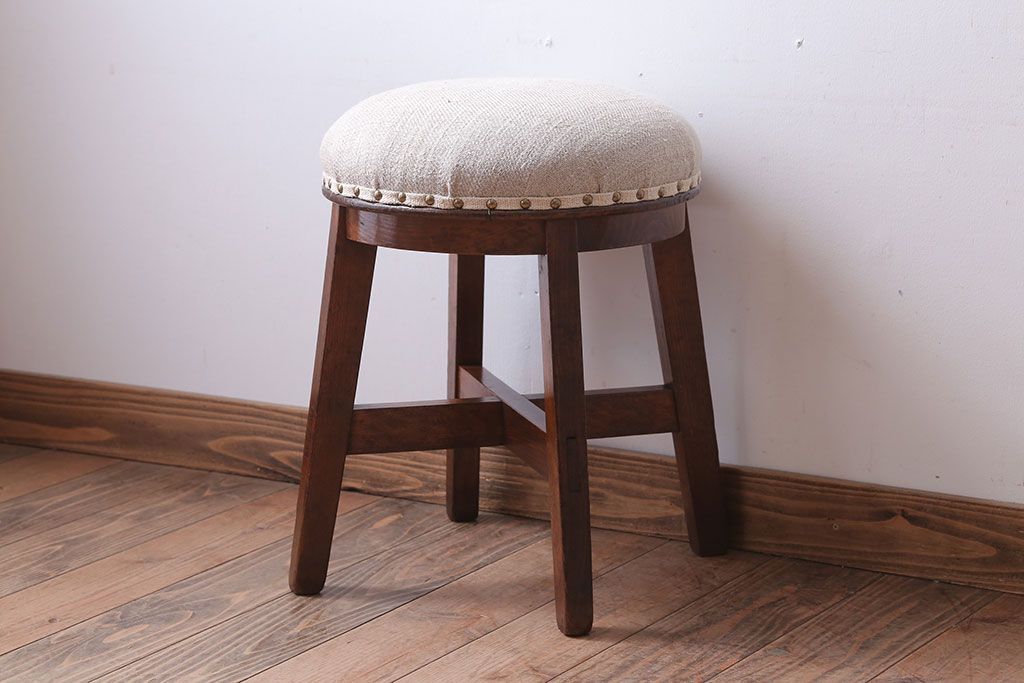 アンティーク家具　和製アンティーク　古いブナ材の小さなクッション座面丸スツール