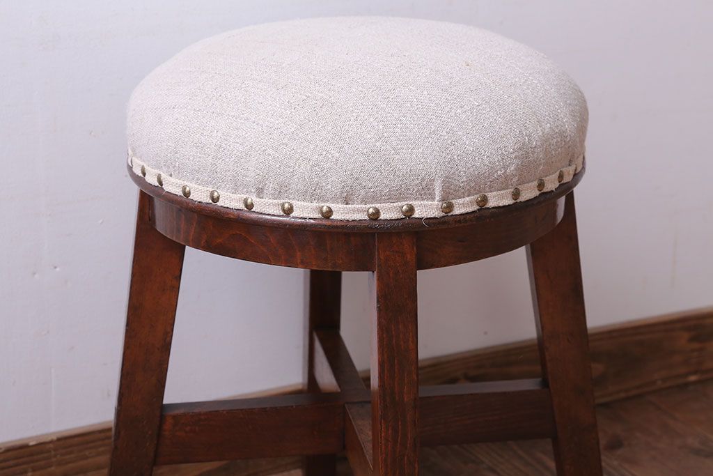アンティーク家具　和製アンティーク　古いブナ材の小さなクッション座面丸スツール