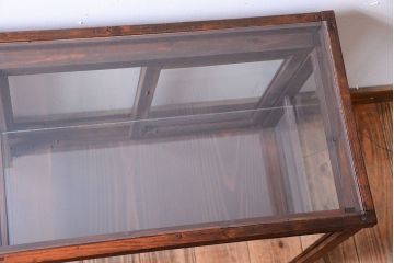 アンティーク家具　和製アンティーク　古い木製の背が低いガラスケース(ショーケース)