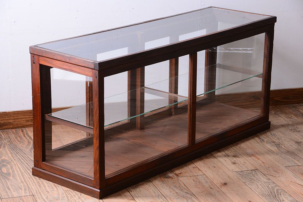 アンティーク家具　和製アンティーク　古い木製の背が低いガラスケース(ショーケース)