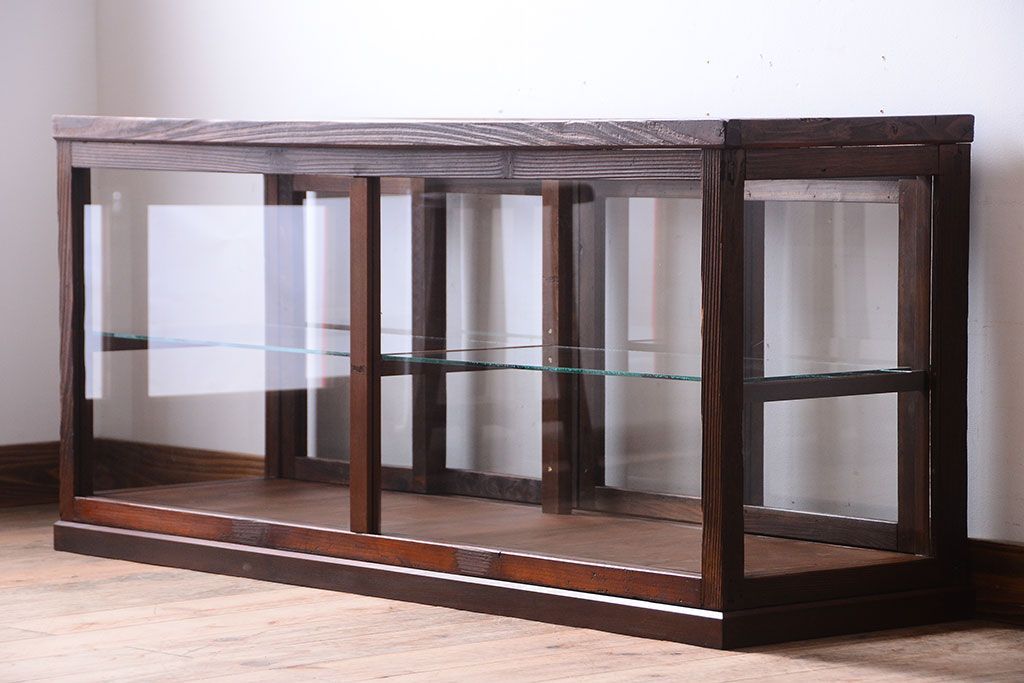 アンティーク家具　和製アンティーク　古い木製の背が低いガラスケース(ショーケース)
