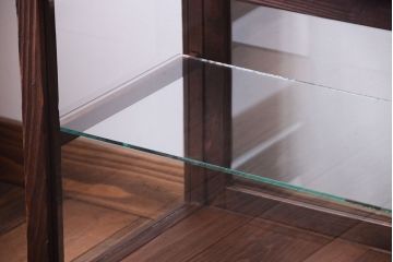 アンティーク家具　和製アンティーク　古い木製の背が低いガラスケース(ショーケース)