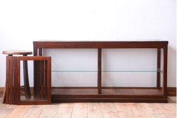 アンティーク家具　和製アンティーク　古い木製の背が低いガラスケース(ショーケース)
