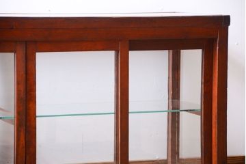 アンティーク家具　和製アンティーク　古い木製の背が低いガラスケース(ショーケース)