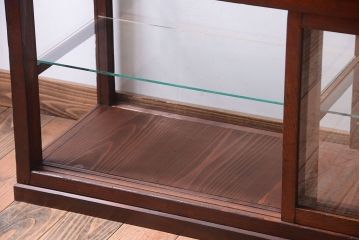 アンティーク家具　和製アンティーク　古い木製の背が低いガラスケース(ショーケース)