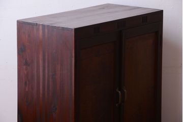 レトロ家具　昭和レトロ　古い木の小ぶりなアンティーク本箱