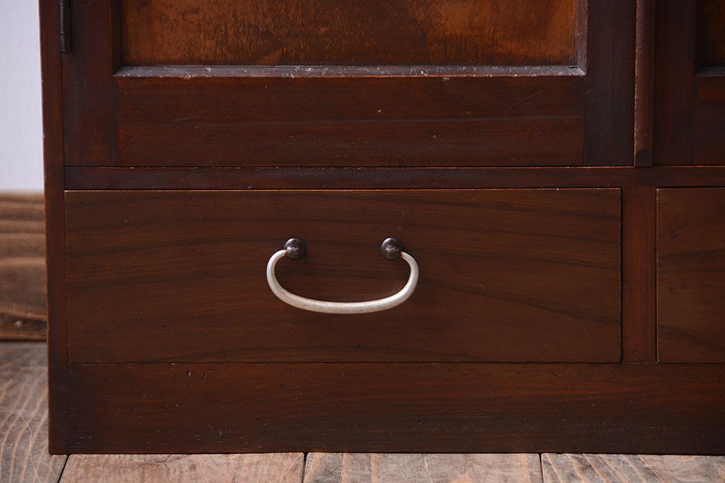 レトロ家具　昭和レトロ　古い木の小ぶりなアンティーク本箱