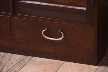 レトロ家具　昭和レトロ　古い木の小ぶりなアンティーク本箱