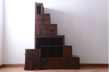 アンティーク家具　古民具・骨董　前板欅材!縦桟引き戸付きのアンティーク階段箪笥