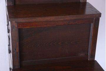 アンティーク家具　古民具・骨董　前板欅材!縦桟引き戸付きのアンティーク階段箪笥