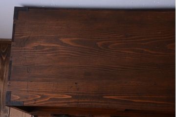 アンティーク家具　古民具・骨董　シンプルな金具のアンティーク時代箪笥ローボード
