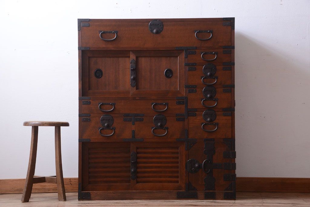 アンティーク家具　古民具・骨董　檜材 大正期のアンティーク帳場箪笥