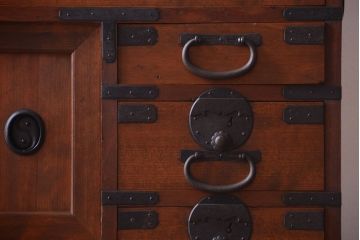 アンティーク家具　古民具・骨董　檜材 大正期のアンティーク帳場箪笥