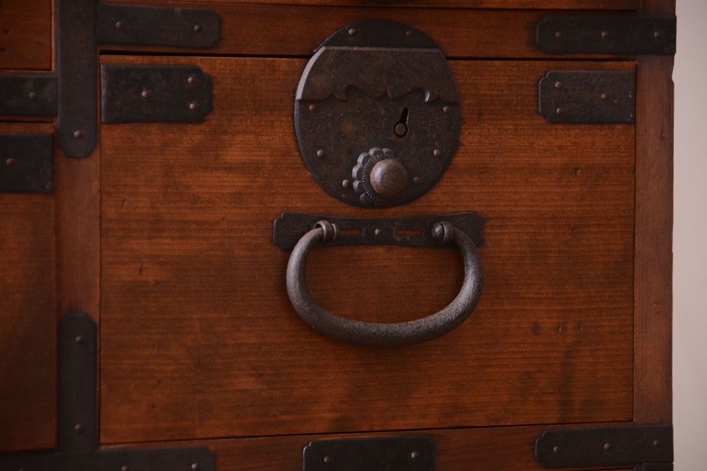 アンティーク家具　古民具・骨董　檜材 大正期のアンティーク帳場箪笥