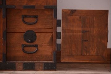 アンティーク家具　古民具・骨董　檜材 大正期のアンティーク帳場箪笥