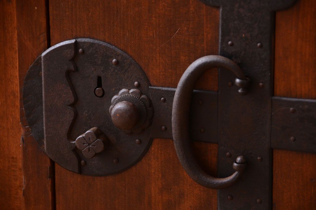 アンティーク家具　古民具・骨董　檜材 大正期のアンティーク帳場箪笥