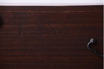 アンティーク家具　古民具・骨董　上品な金具のアンティーク衣装箪笥ローボード(時代箪笥)(2)