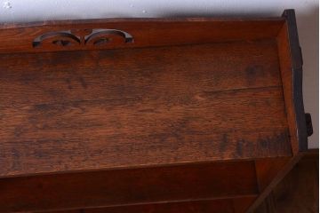 レトロ家具　昭和レトロ　透かし彫り!古い栓材のアンティーク本棚