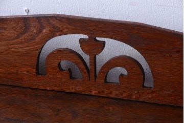 レトロ家具　昭和レトロ　透かし彫り!古い栓材のアンティーク本棚