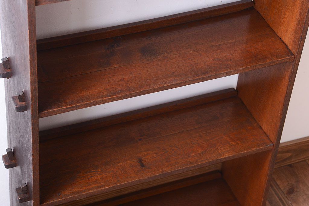レトロ家具　昭和レトロ　透かし彫り!古い栓材のアンティーク本棚