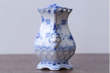 アンティーク雑貨　中古　ROYAL COPENHAGEN(ロイヤルコペンハーゲン)　BLUE FLUTED FULL LACE(ブルーフルーテッド・フルレース)　クリーマー(洋食器)
